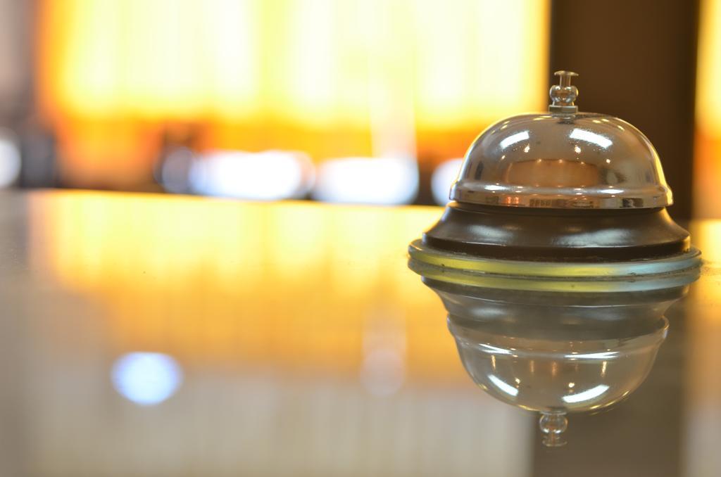 Hotel Del Mar โกโมโดโร รีวาดาเวีย ภายนอก รูปภาพ